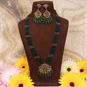 Neckpiece